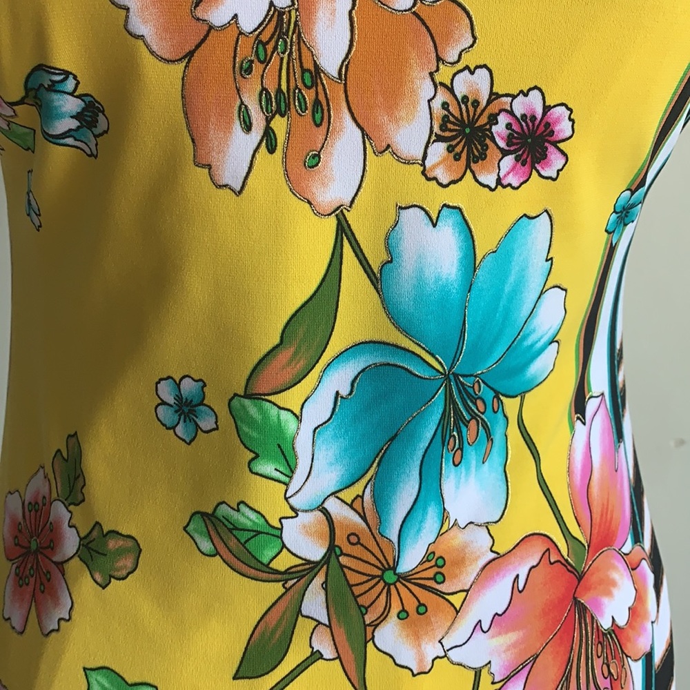 Cache Floral Dress - Picture 5 of 11